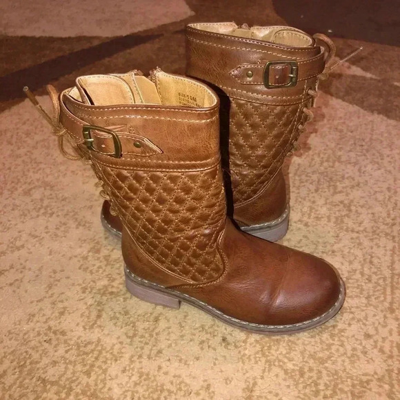 I d required boots - Picture 2 of 4